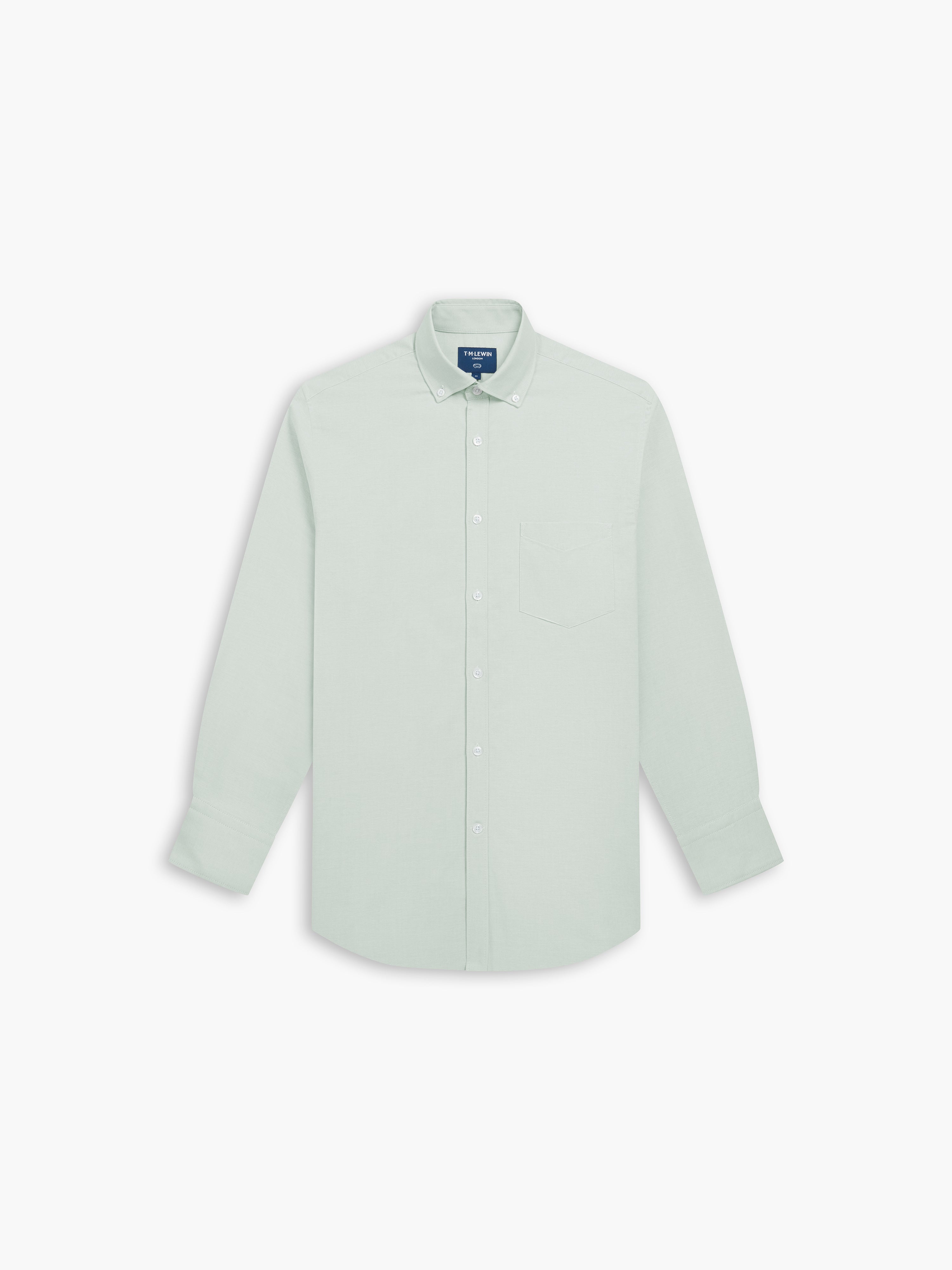 Button shops down collar shirt