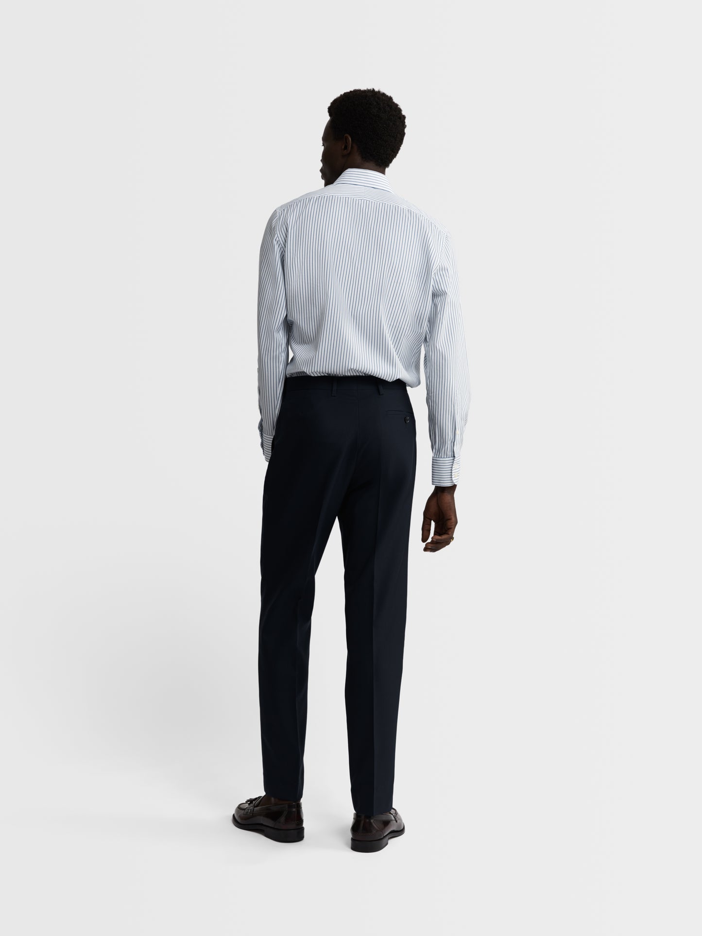 Image 5 of Non-Iron Navy Blue Bold Stripe Twill Slim Fit Single Cuff Semi Cutaway Collar Shirt