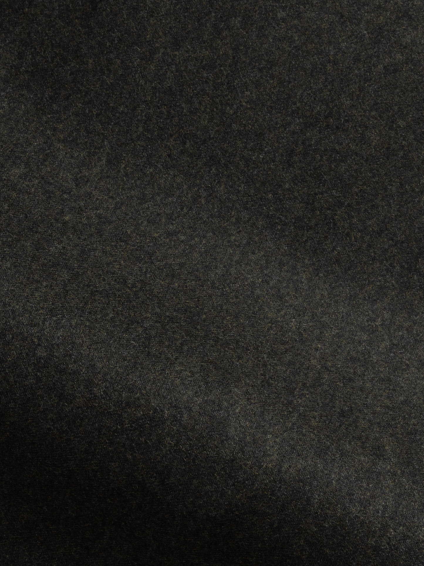 Solid dark green colour swatch