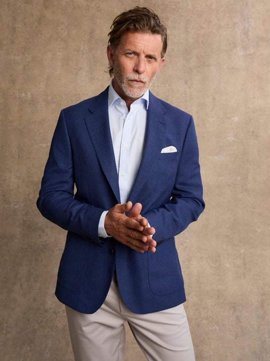 How to Dress for the Office in the Hot Summer