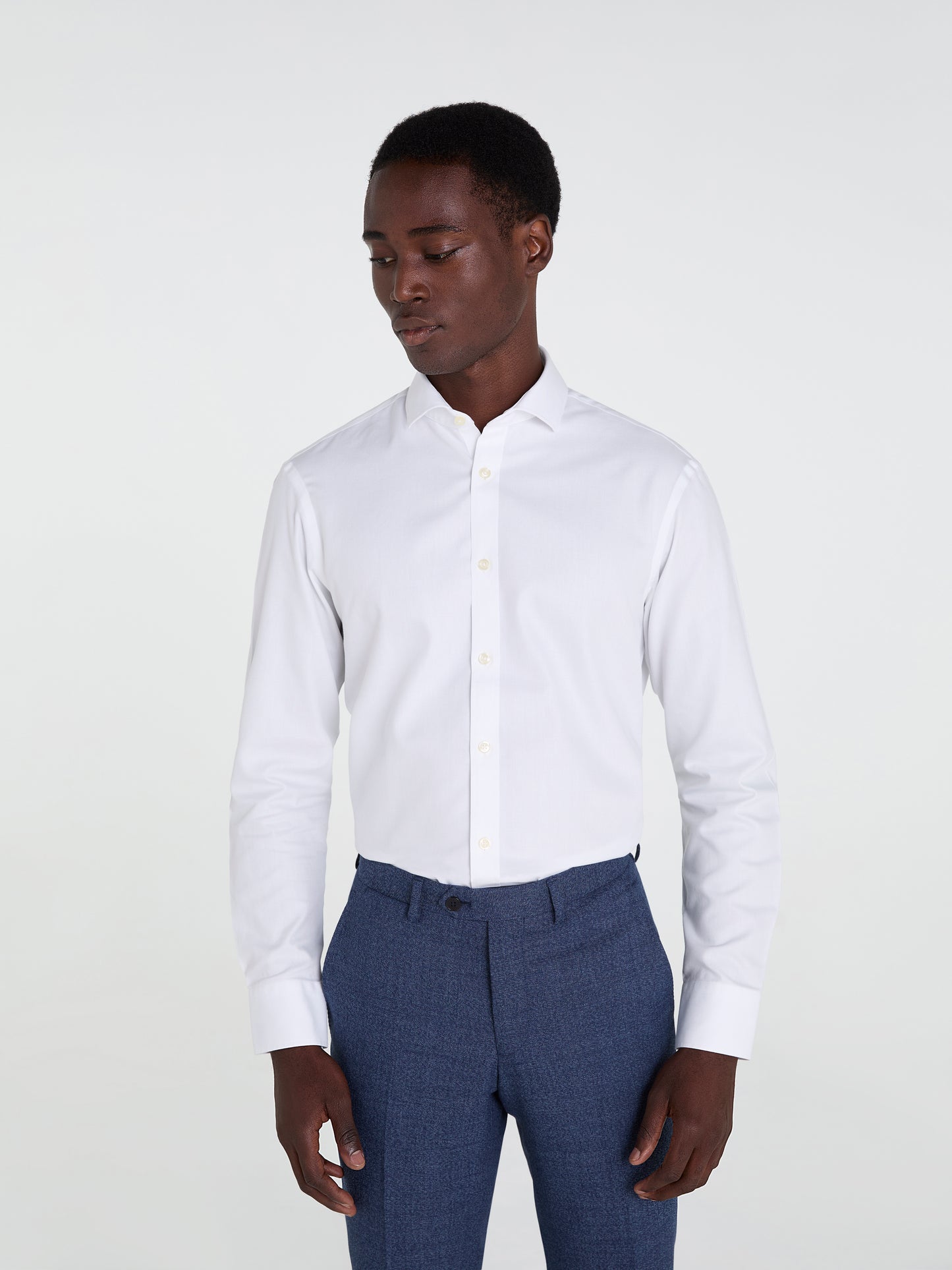 Non-Iron White Twill Regular Fit Single Cuff Semi Cutaway Collar Shirt