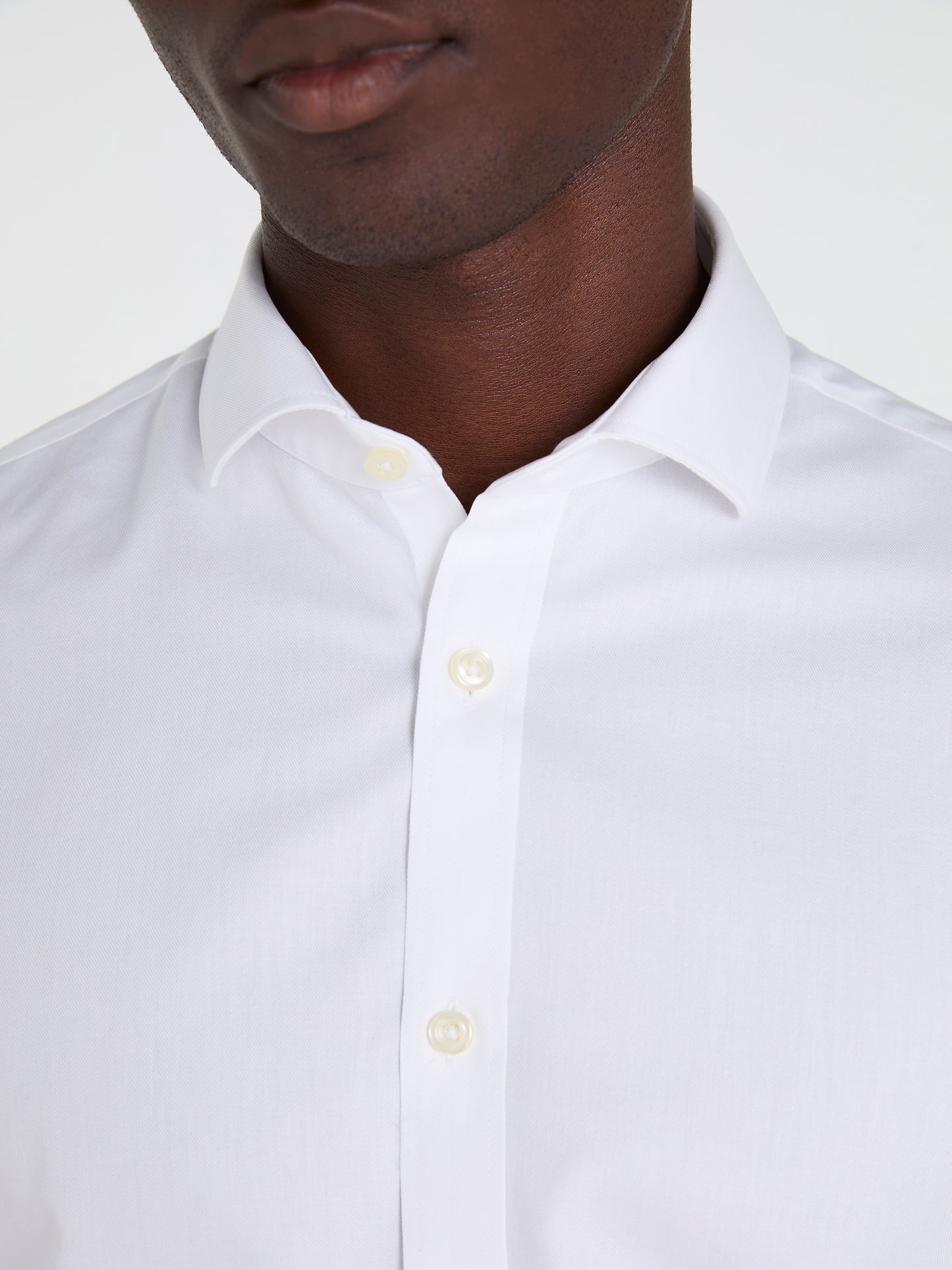Non-Iron White Twill Regular Fit Single Cuff Semi Cutaway Collar Shirt