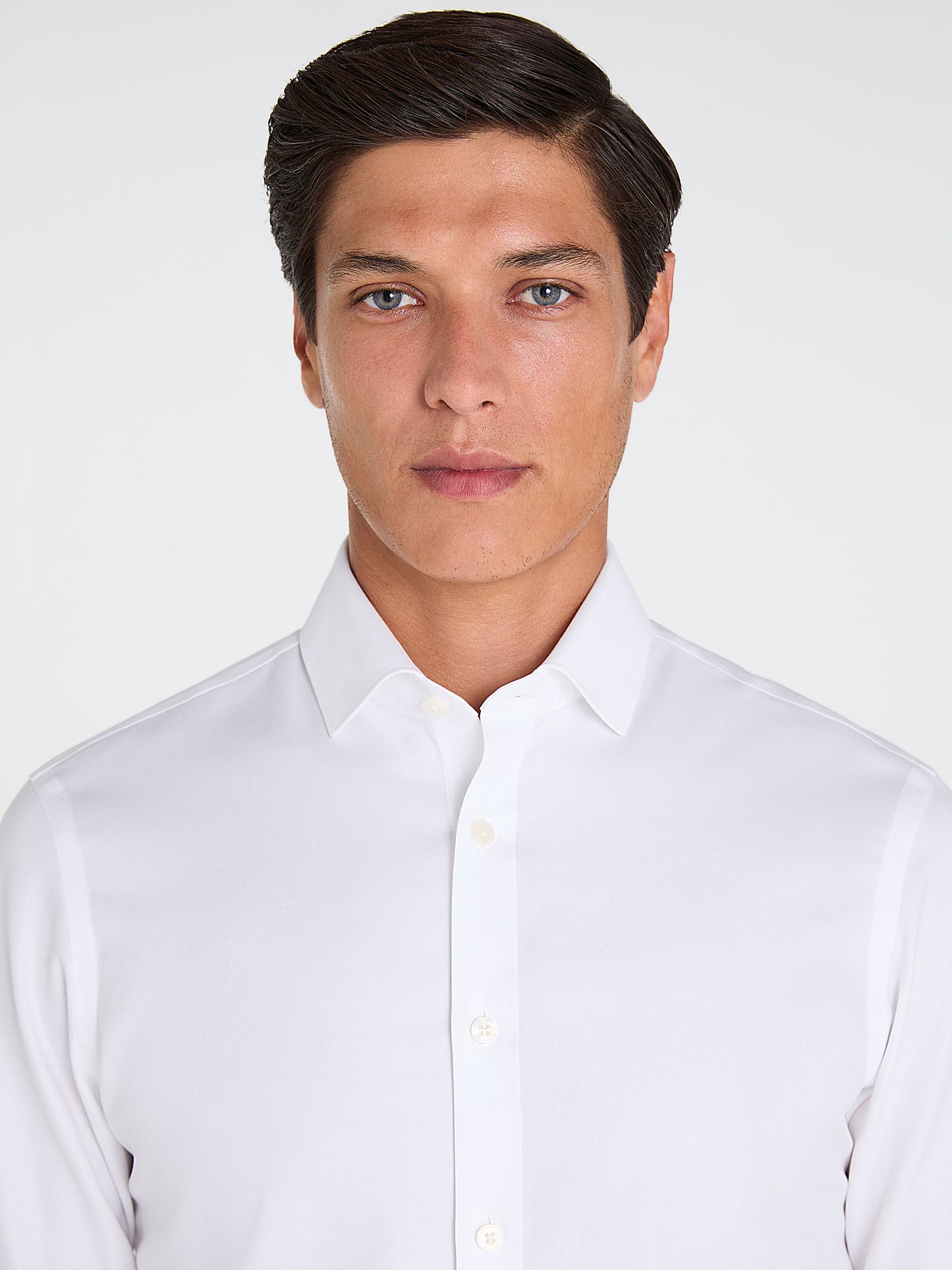 Non-Iron White Twill Slim Fit Single Cuff Classic Collar Shirt