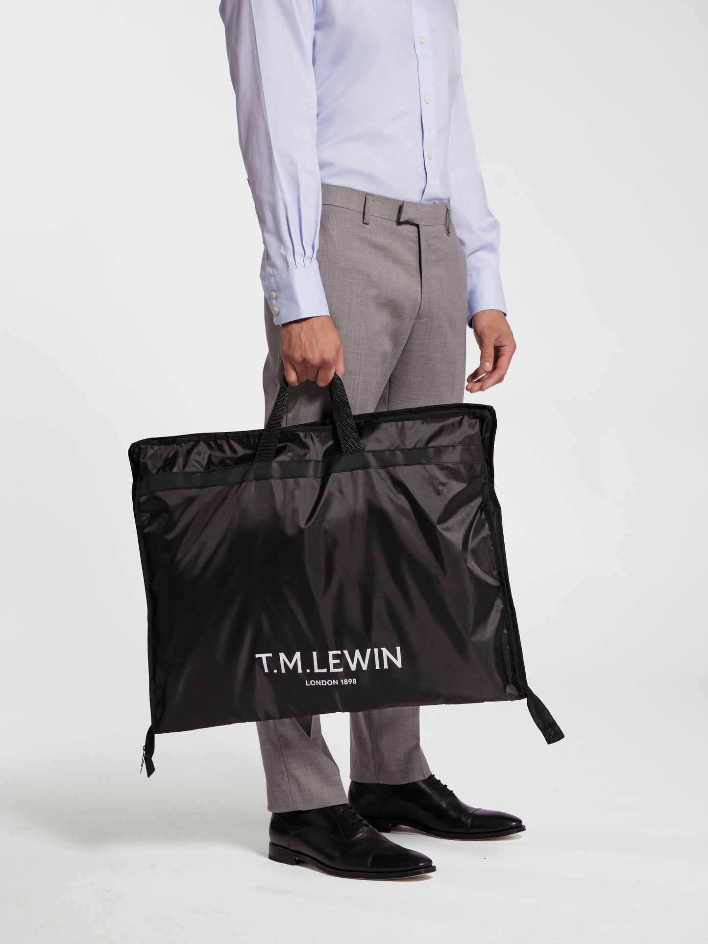 Suit Carrier