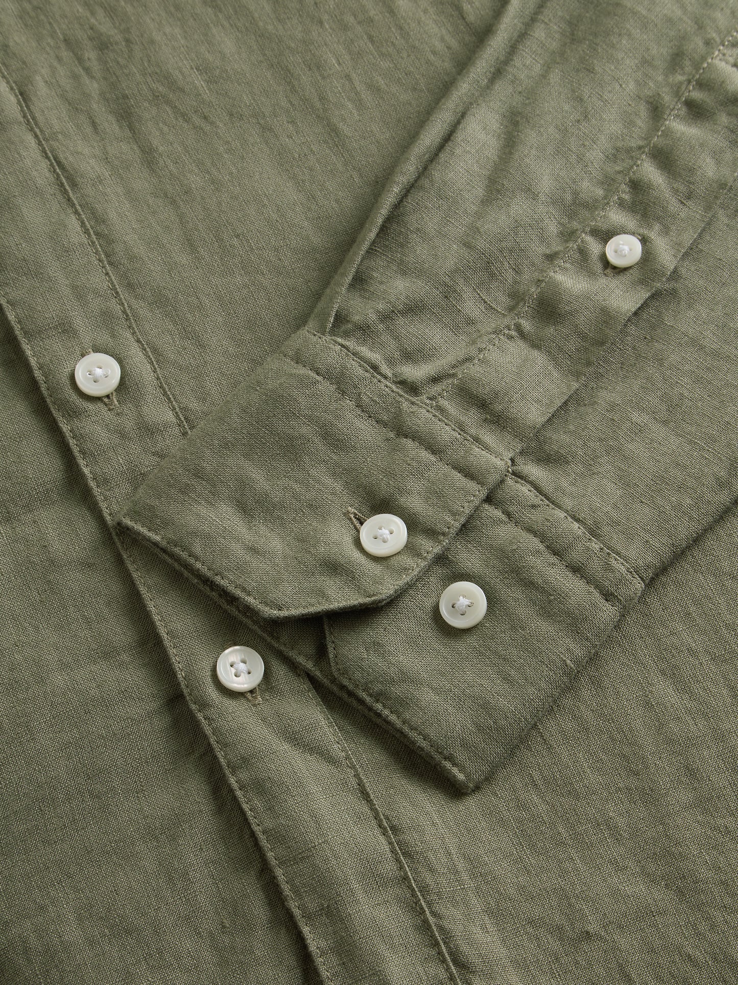 The Linen Shirt