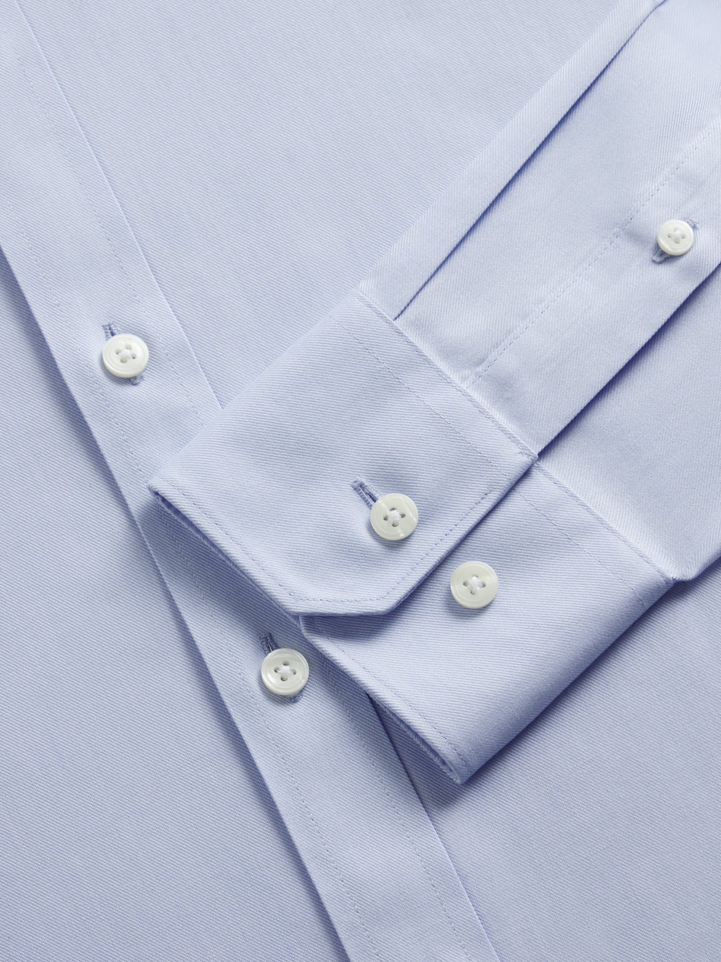 Non-Iron Plain Light Blue Twill Fitted Single Cuff Classic Collar