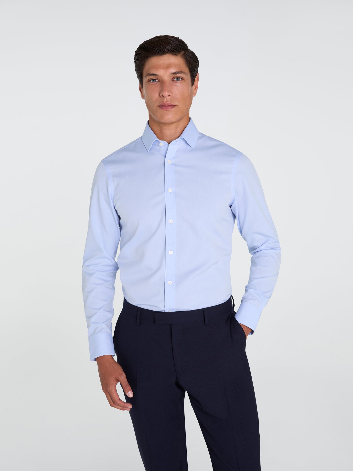 Non-Iron Plain Light Blue Poplin Super Fitted Single Cuff Classic Collar Shirt
