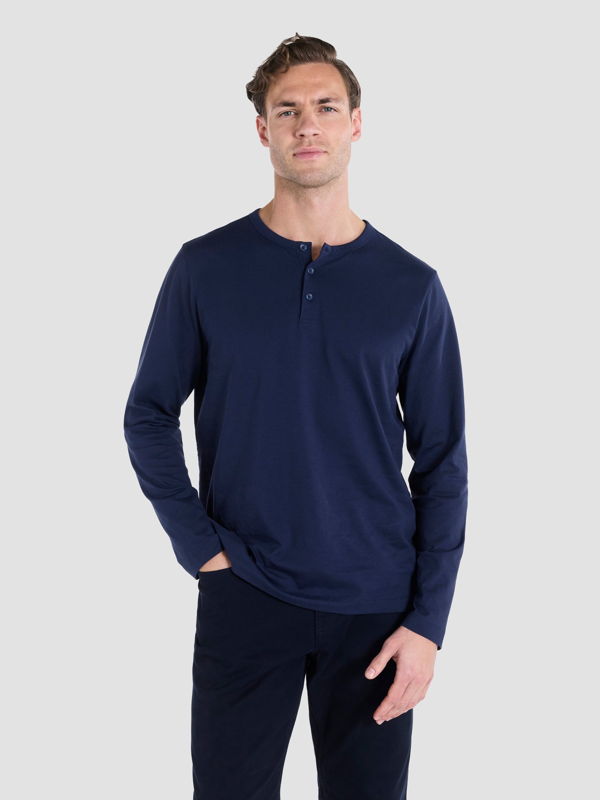 Croft & Barrow Blue Long Sleeve Henley Size 2X (Plus) - 50% off Croft & Barrow Blue Long Sleeve Henley Size 2X (Plus) - 50% off