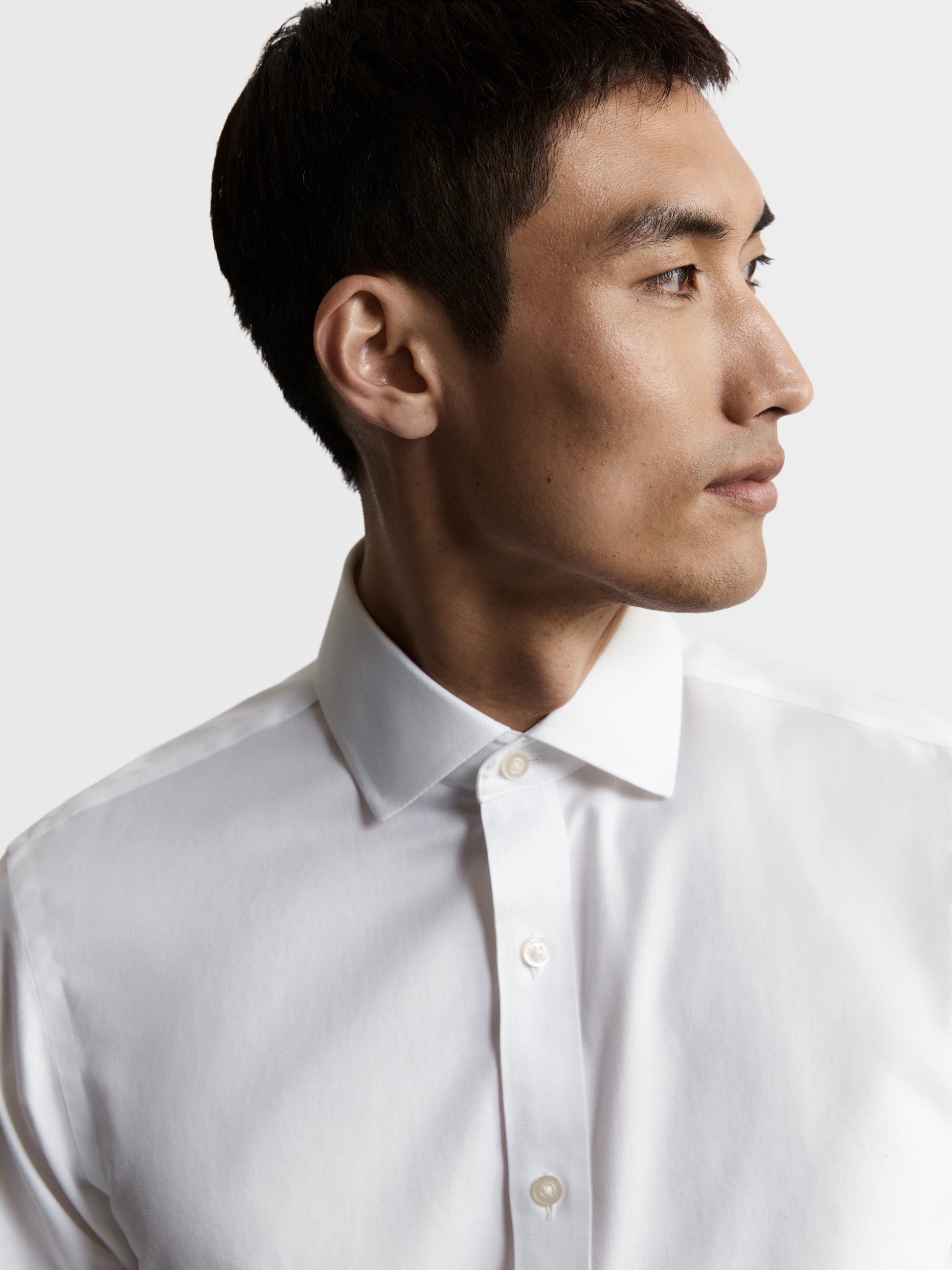 Image 2 of Max Performance White Twill Fitted Single Cuff Classic Collar Shirt