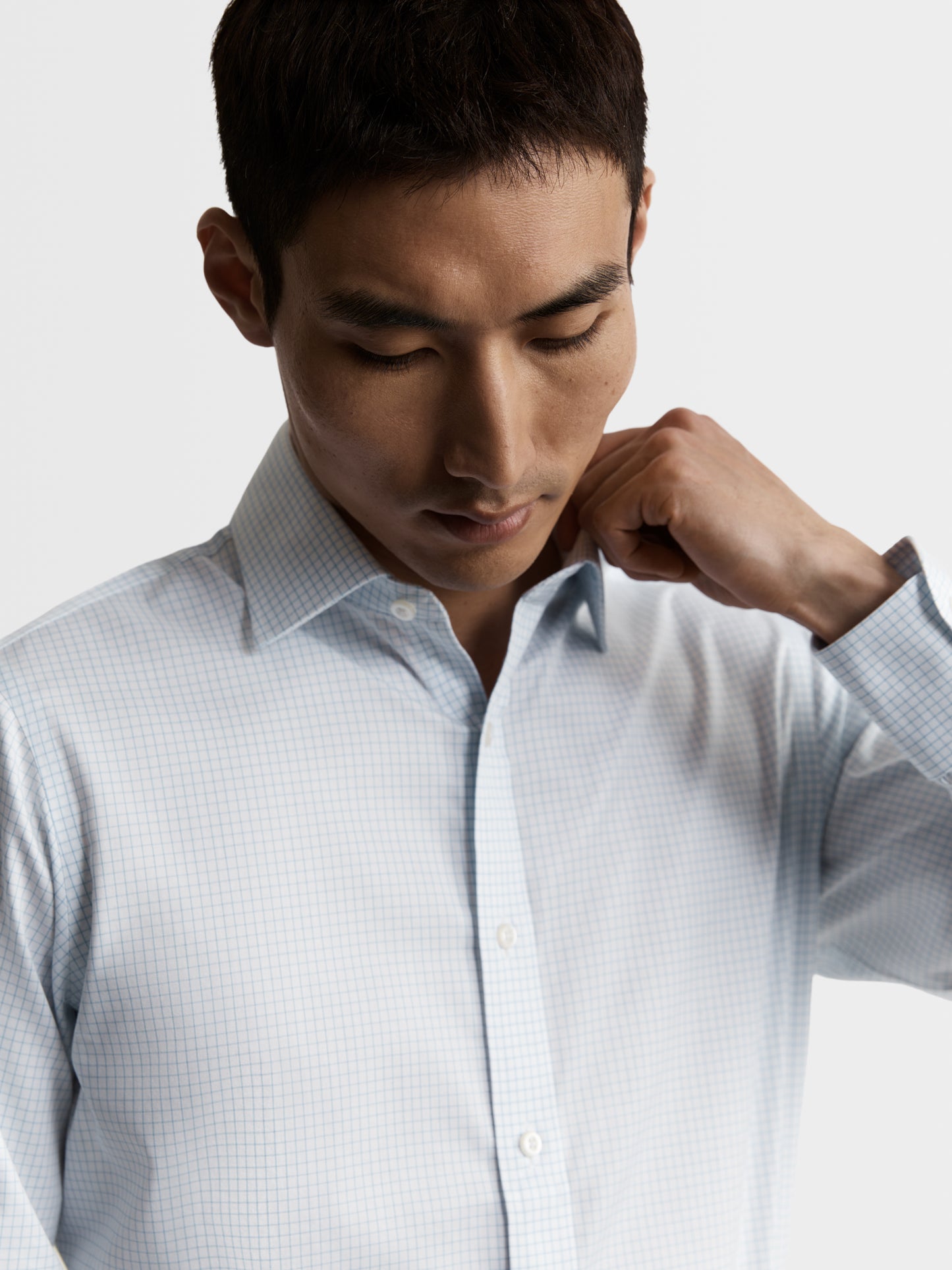 Image 2 of Non-Iron Blue Grid Check Twill Slim Fit Single Cuff Classic Collar Shirt