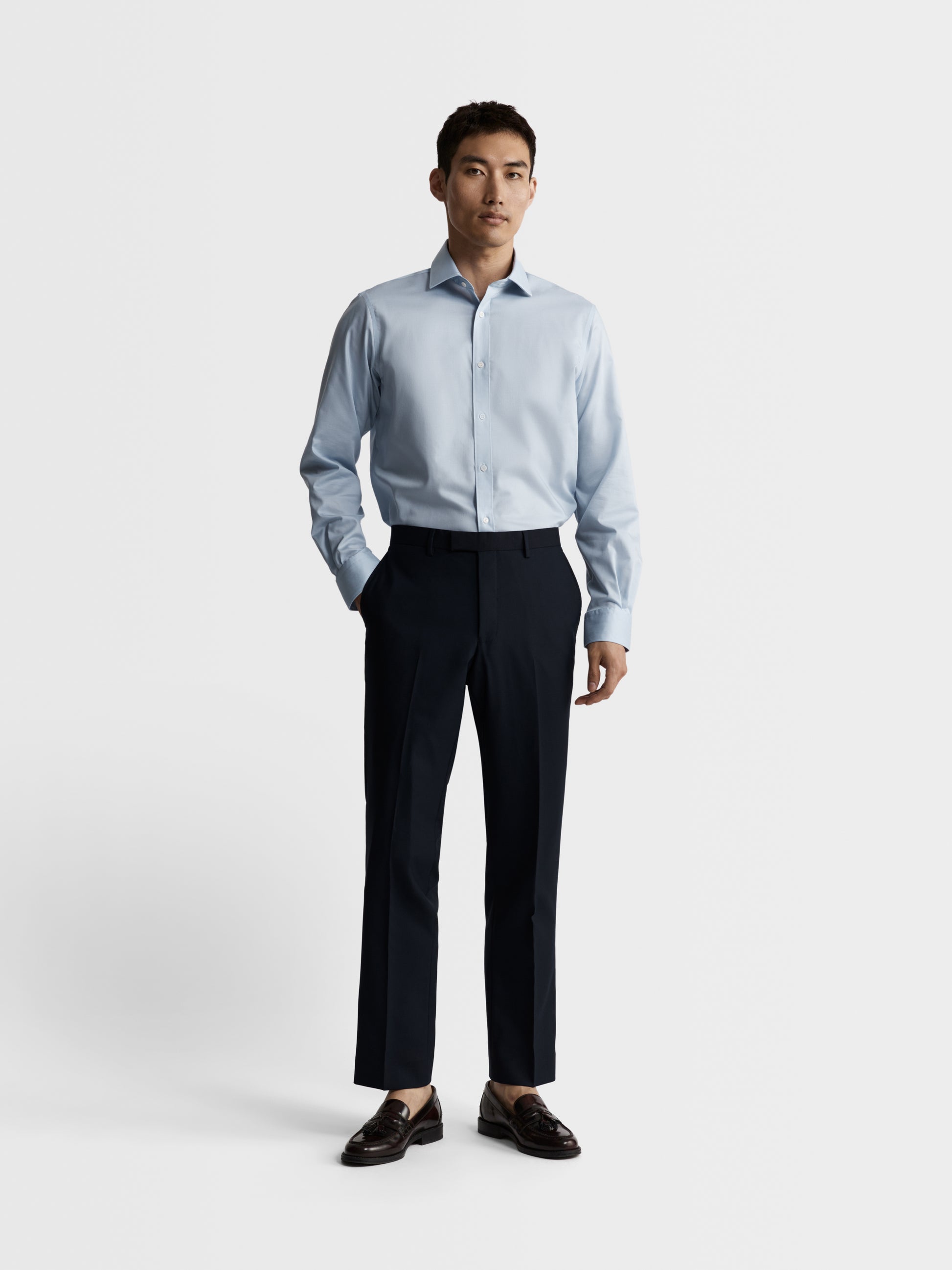 Image 4 of Max Performance Light Blue Twill Slim Fit Single Cuff Classic Collar Shirt