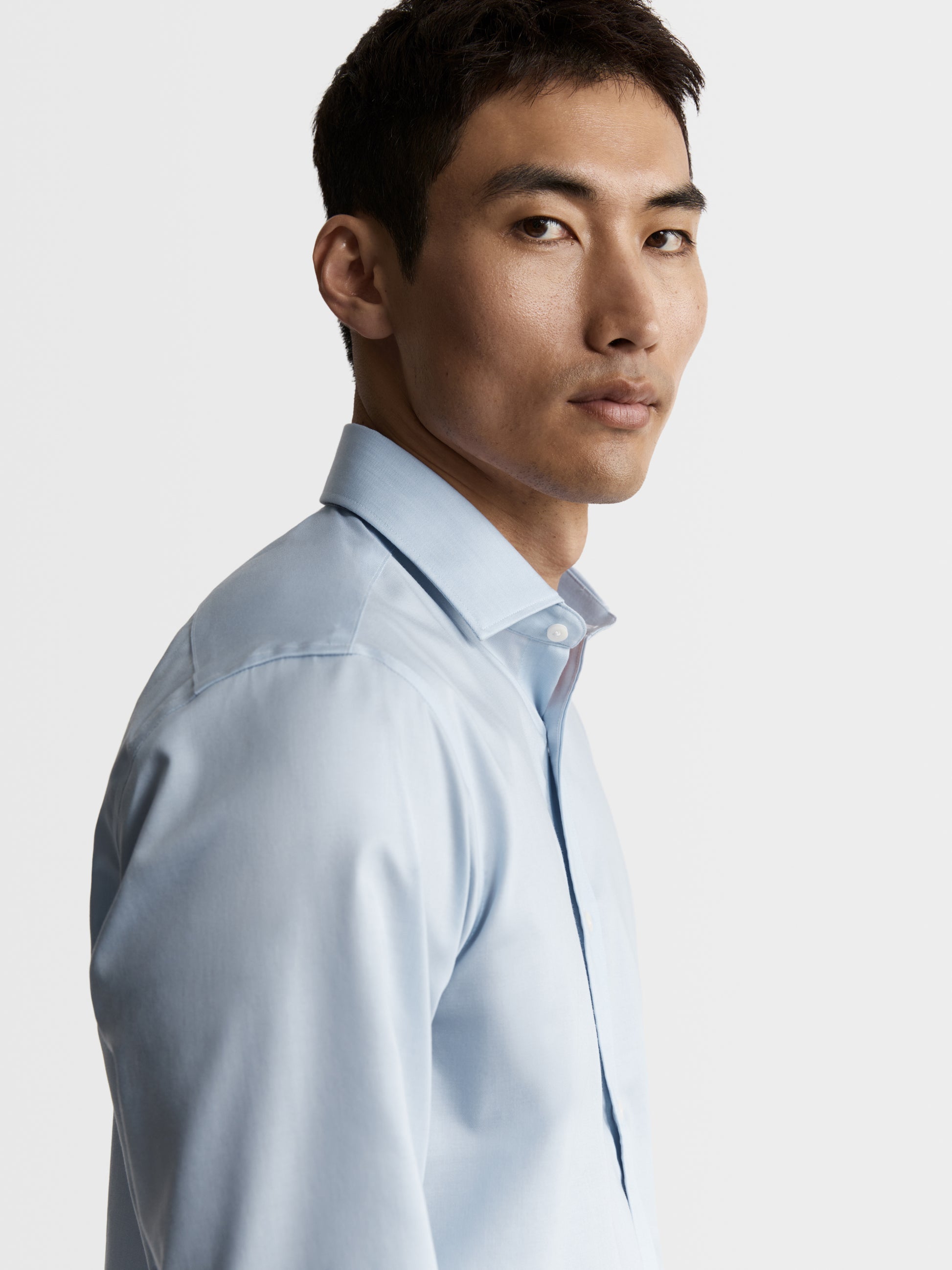 Image 2 of Max Performance Light Blue Twill Fitted Single Cuff Classic Collar Shirt