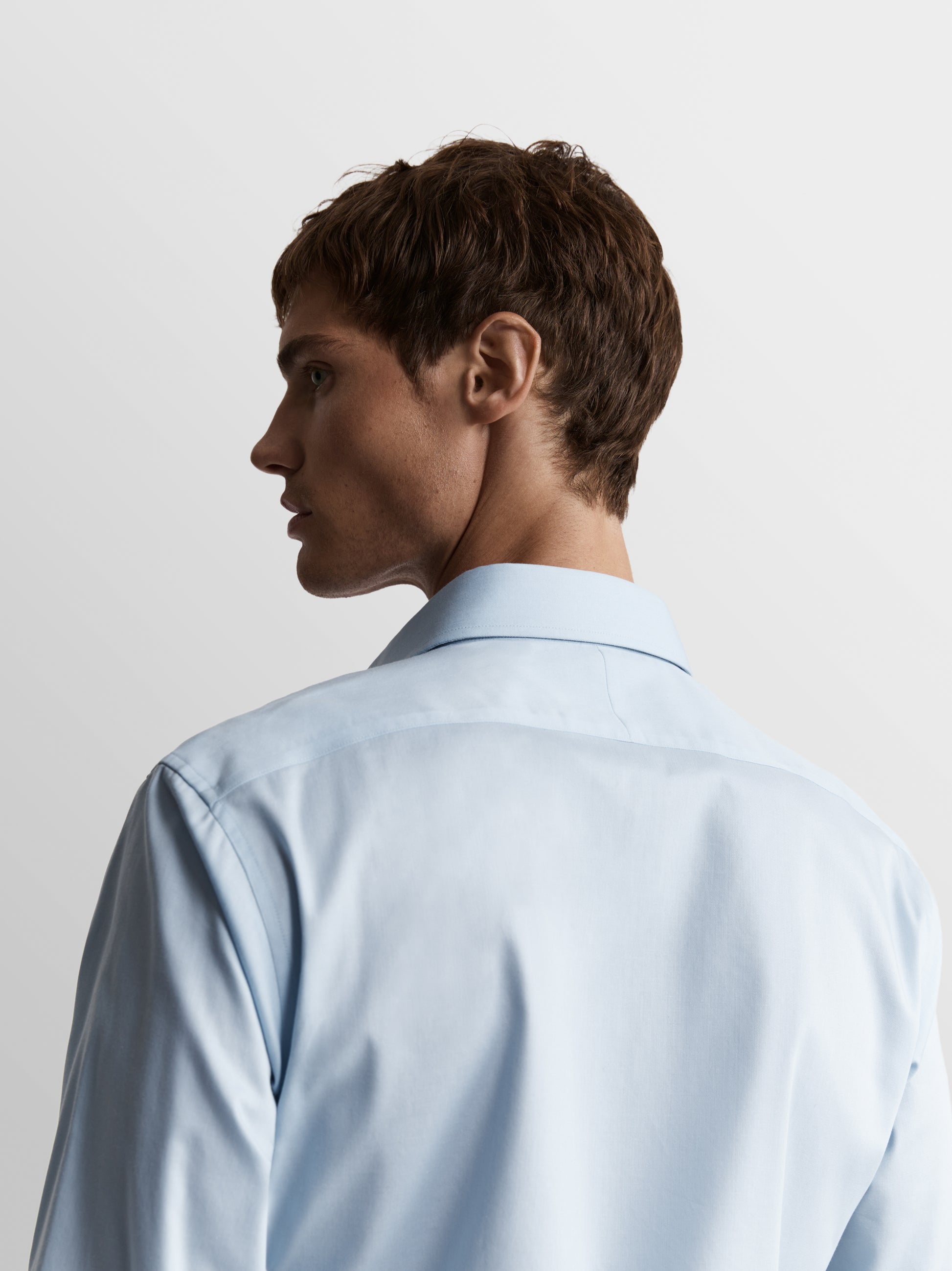 Image 3 of Non-Iron Slim Fit Sky Blue Plain Poplin Classic Collar Single Cuff Shirt