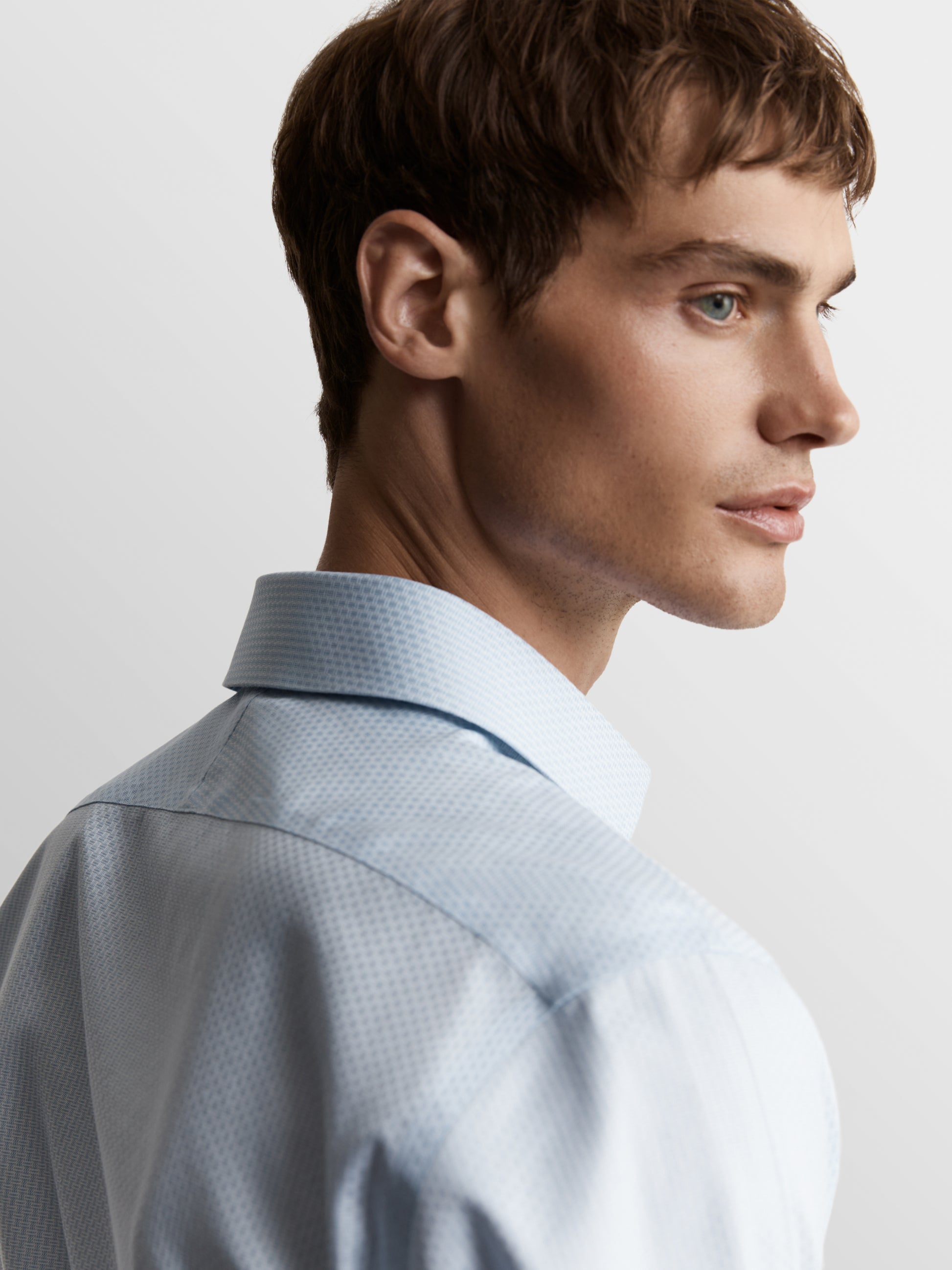 Image 4 of Non-Iron Blue Brick Geometric Dobby Super Fitted Single Cuff Classic Collar Shirt