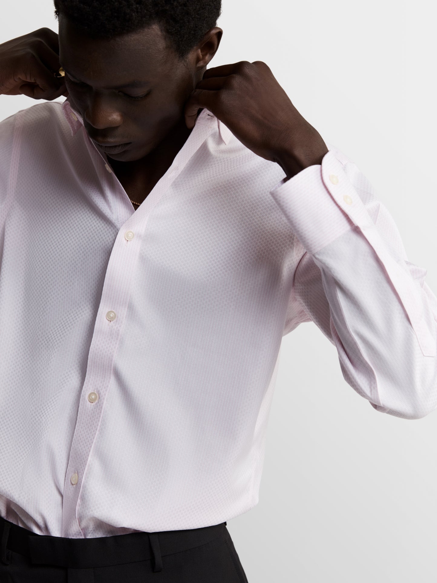 Non-Iron Pink Brick Geometric Dobby Slim Fit Single Cuff Classic Collar Shirt