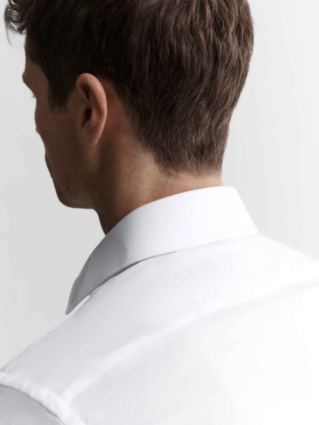 White Bold Twill Fitted Single Cuff Classic Collar Shirt