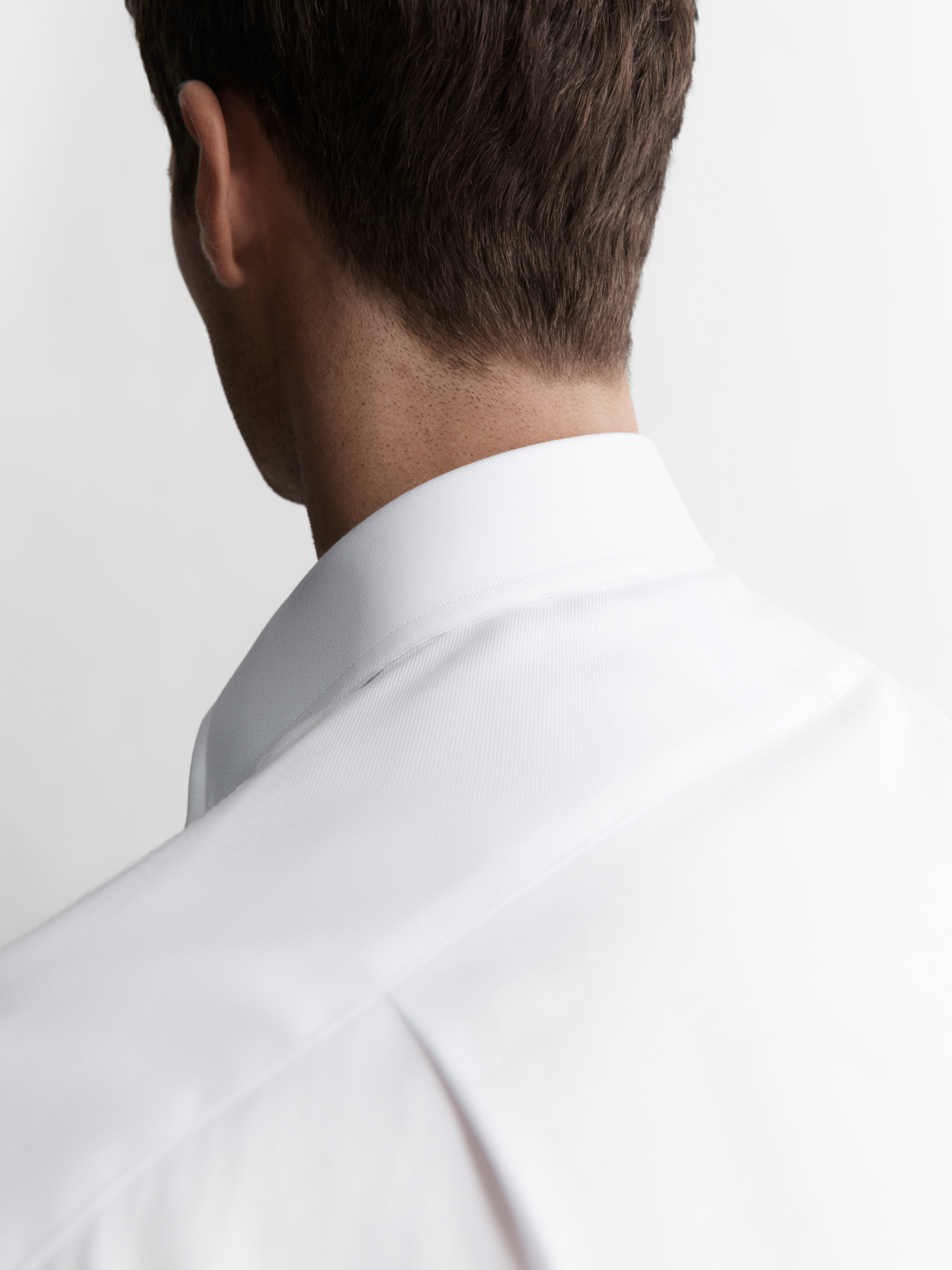 Image 3 of White Fine Twill Slim Fit Single Cuff Classic Collar Shirt