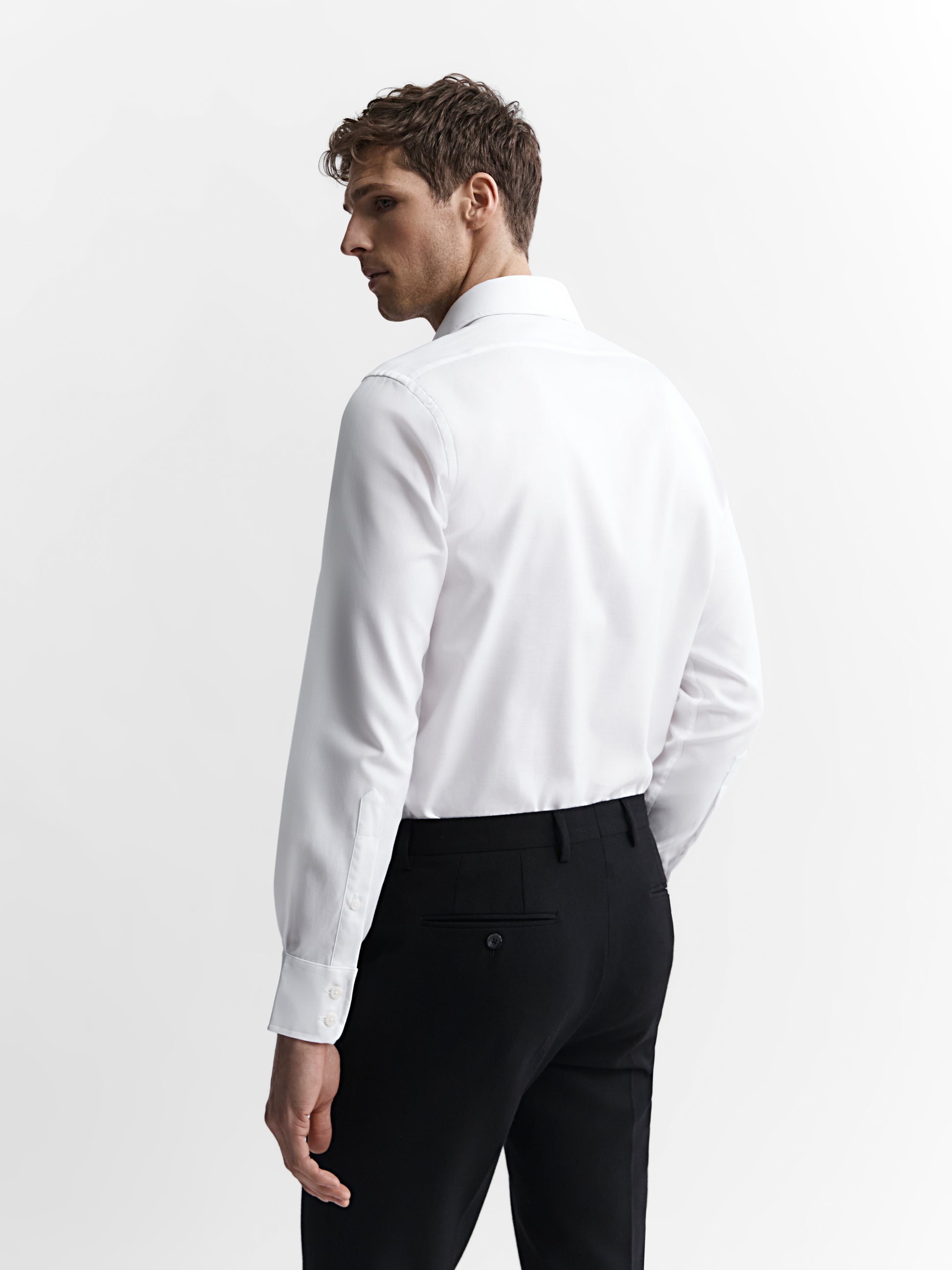 Image 4 of Easy To Iron White Plain Twill Stretch Slim Fit Single Cuff Cutaway Collar Shirt