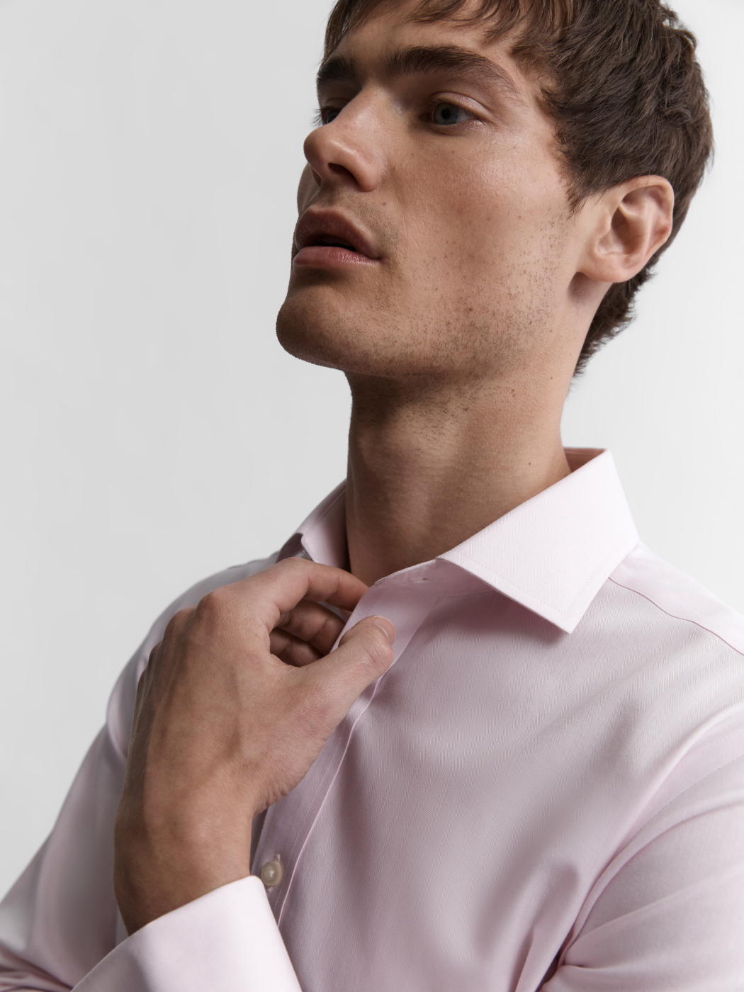 Image 2 of Non-Iron Pink Chevron Stripe Twill Slim Fit Double Cuff Classic Collar Shirt