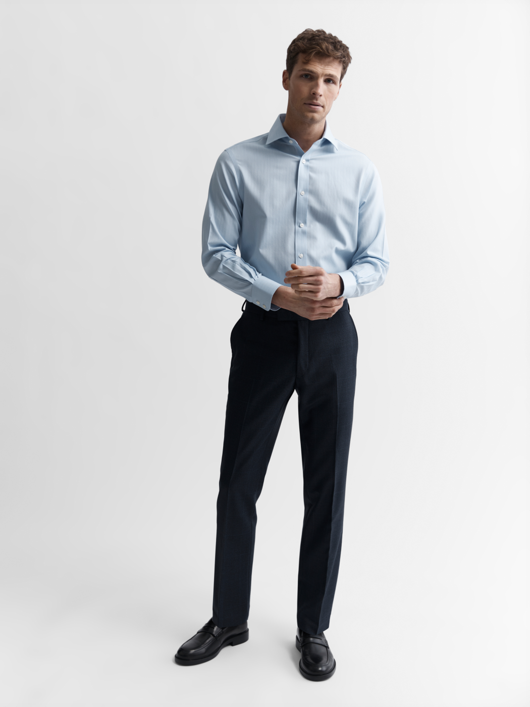Image 1 of Non-Iron Light Blue Chevron Stripe Twill Regular Fit Single Cuff Cutaway Collar Shirt